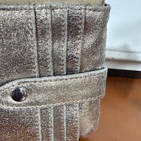 Margot Shimmering Gold Wristlet - Picture 7 of 9